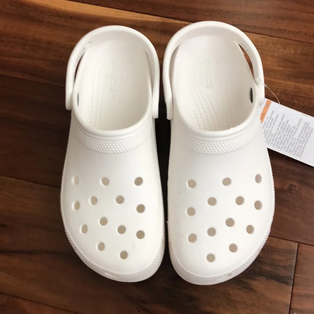 CROCS WHITE PLATFORM CLOGS NWT HAS BEEN TRIED ON IN STORE SIZE WOMENS US9 - Picture 4 of 8